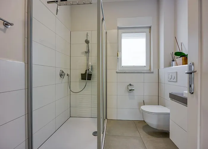 Elegant Panoramic Seaview Lejlighed