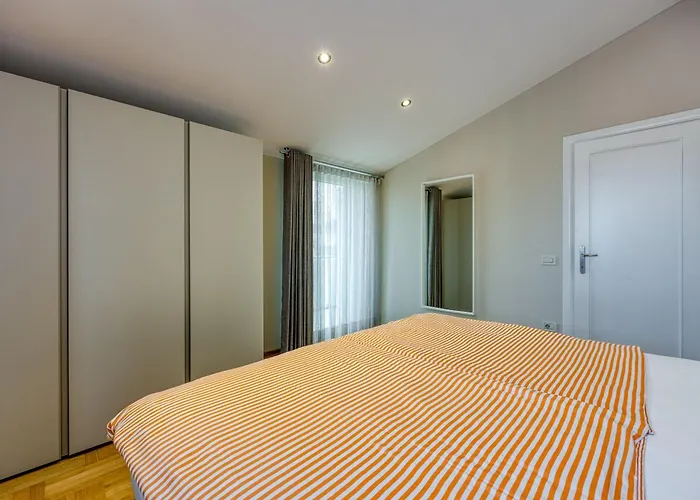 Lejlighed Elegant Panoramic Seaview