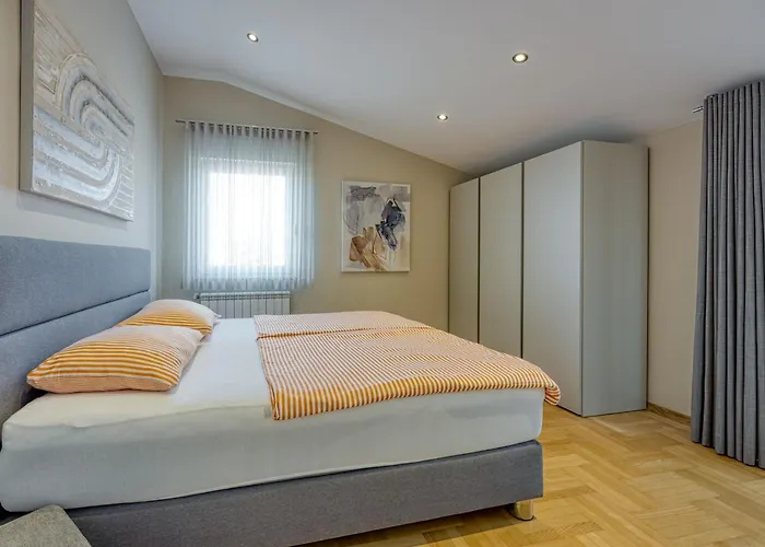 Elegant Panoramic Seaview Lejlighed Pula