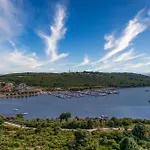 Elegant Panoramic Seaview プーラ