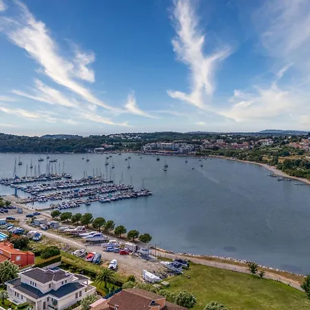 Elegant Panoramic Seaview * Pola