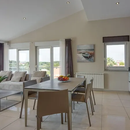 Elegant Panoramic Seaview * Pola