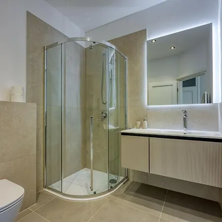 아파트 Elegant Panoramic Seaview 풀라