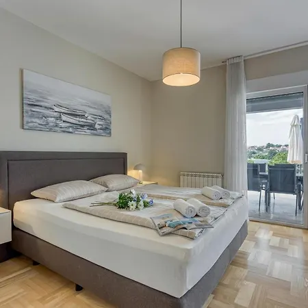 Apartment Elegant Panoramic Seaview *