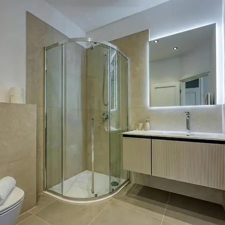Apartment Elegant Panoramic Seaview Pula