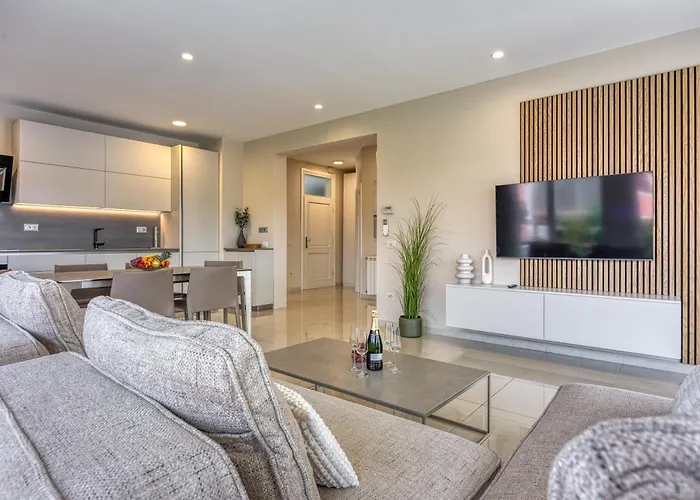 Apartment Elegant Panoramic Seaview *