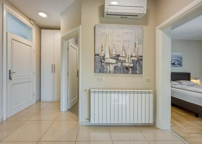 Elegant Panoramic Seaview Pula