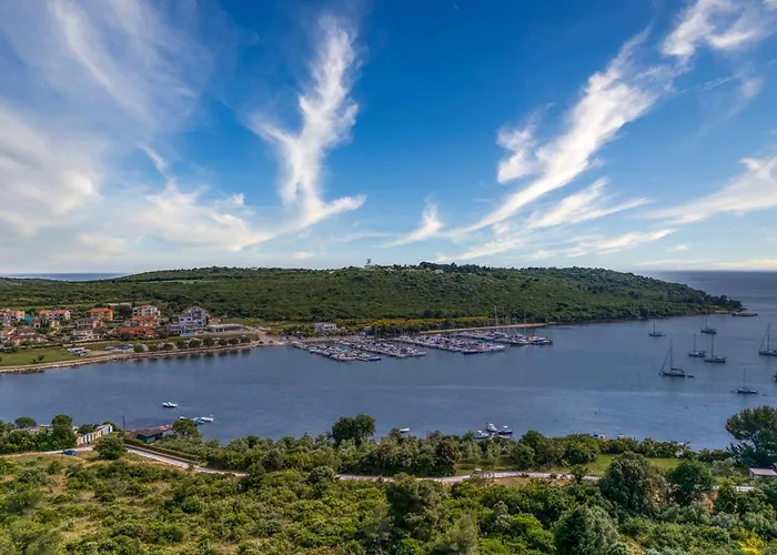 Elegant Panoramic Seaview Pula
