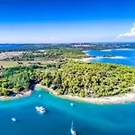 Appartement Elegant Panoramic Seaview Pula