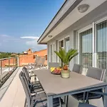 Elegant Panoramic Seaview Pula